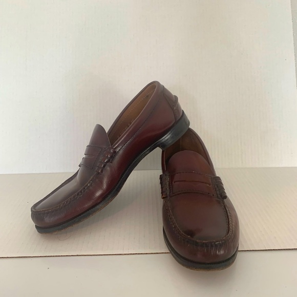Florsheim men’s brown leather loafers size 10